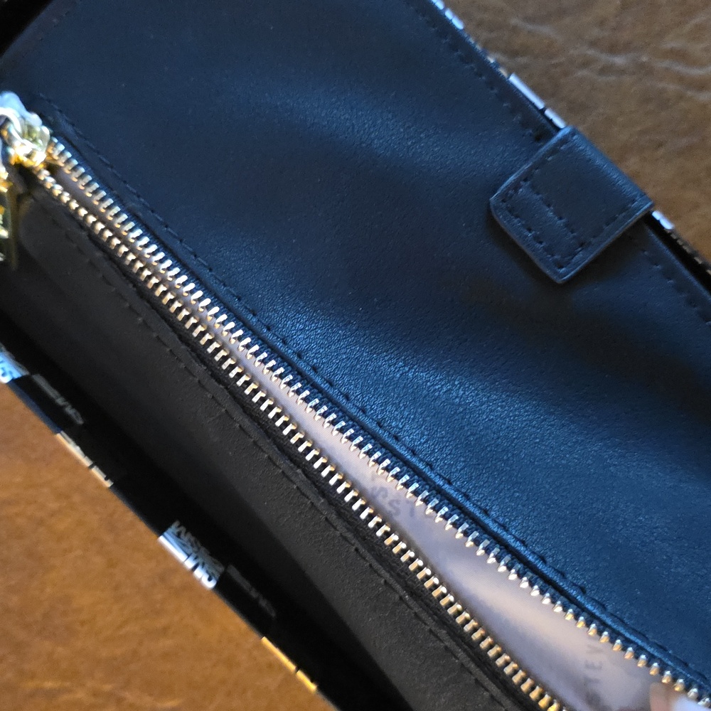 Steve Madden Elegant Black Clutch New - Picture 5 of 7
